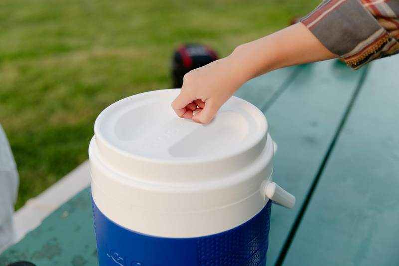 TERMO IGLOO SPORT 2 GAL 7.57 LTS