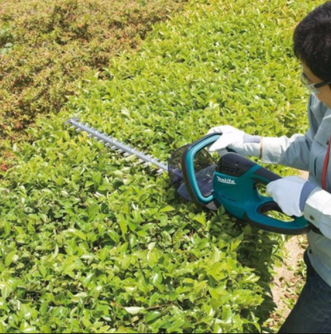 CORTASETOS ELECTRICO MAKITA, CAPACIDAD DE 16-1/2" Y 400W
