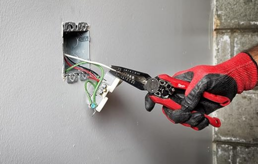 PINZA COMBINADA 7 EN 1 MILWAUKEE