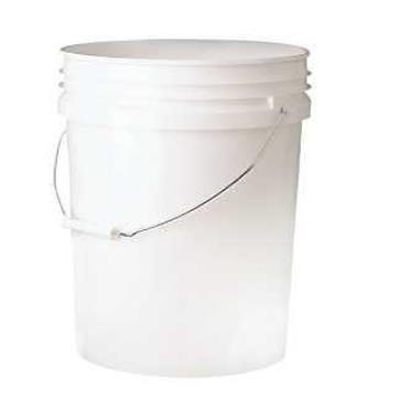Cubo de plástico blanco de 18,9 L con asa y tapa superior