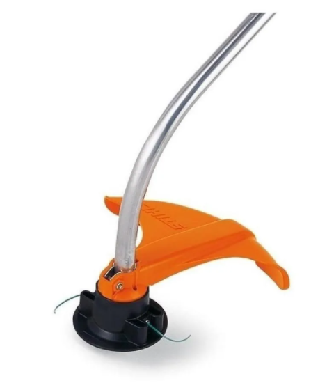 Cabezal de desbrozadora STIHL con protector naranja y carcasa negra para hilo de corte