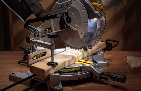 SIERRA DE INGLETE 10" 1650 W STANLEY