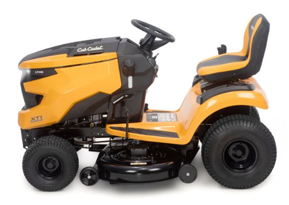 TRACTOR CORTADOR DE CESPED 22 HP 46" CUB CADET